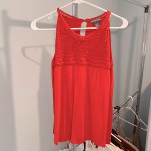 Bright lace front tank to show off those shoulders!